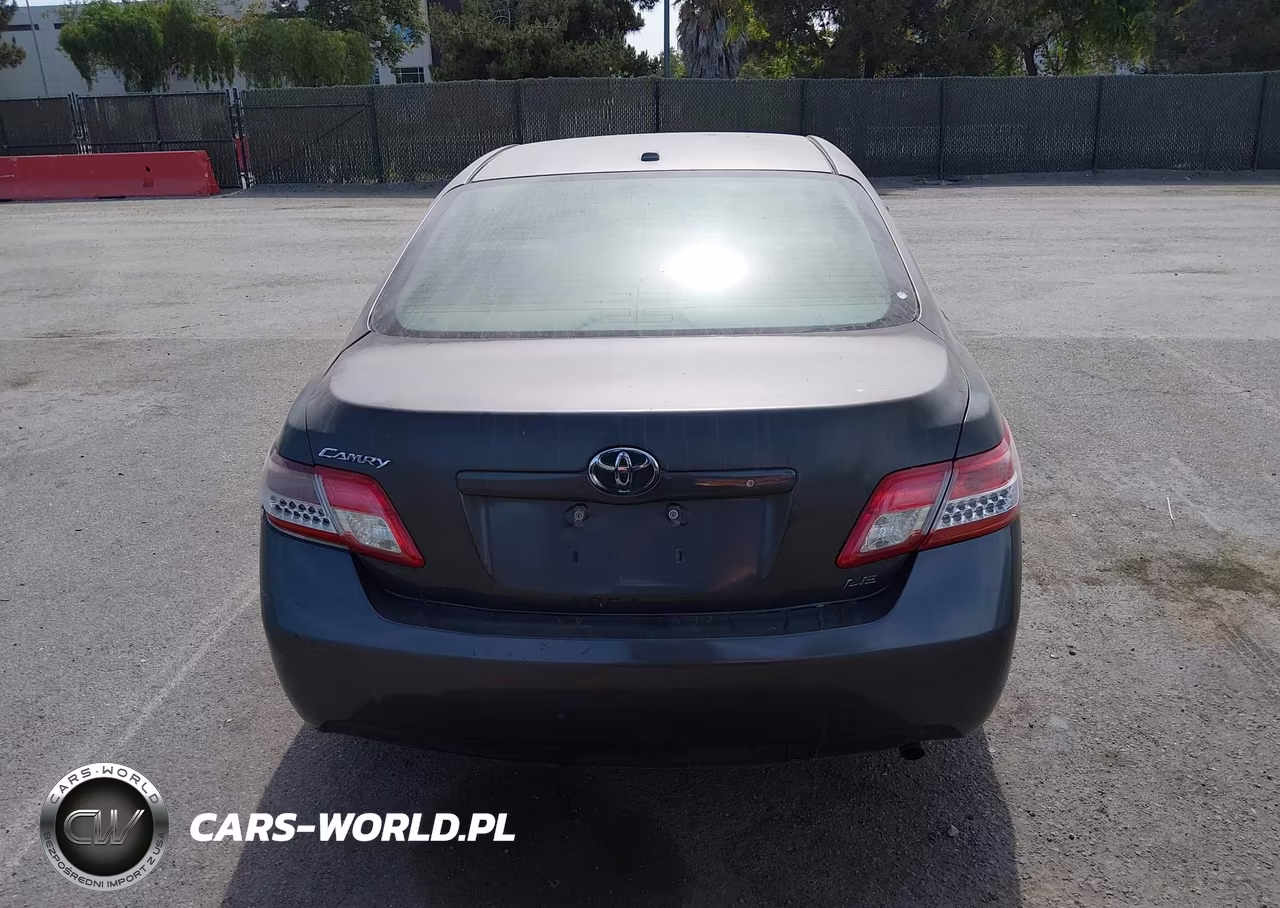 2011 Toyota Camry Le VIN:4T1BF3EK9BU160016 - 18