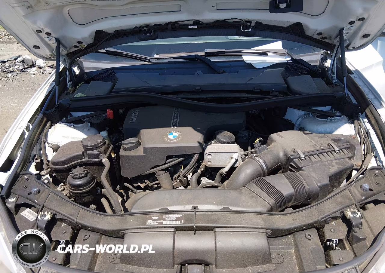 2014 BMW X1 xDrive28I VIN:WBAVL1C55EVY14579 - 10