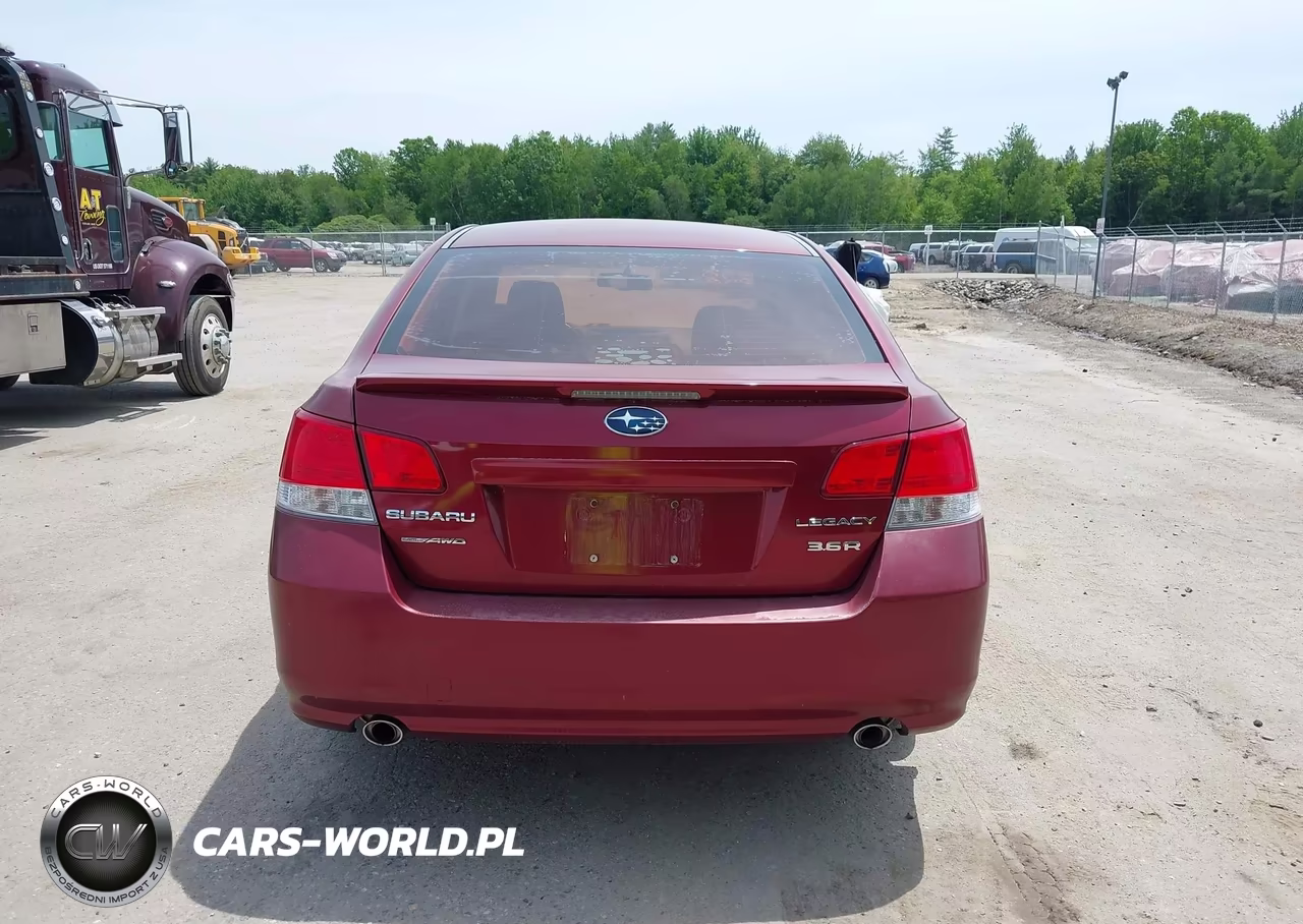 2010 Subaru Legacy 3.6R Premium VIN:4S3BMDG67A2215461 - 15
