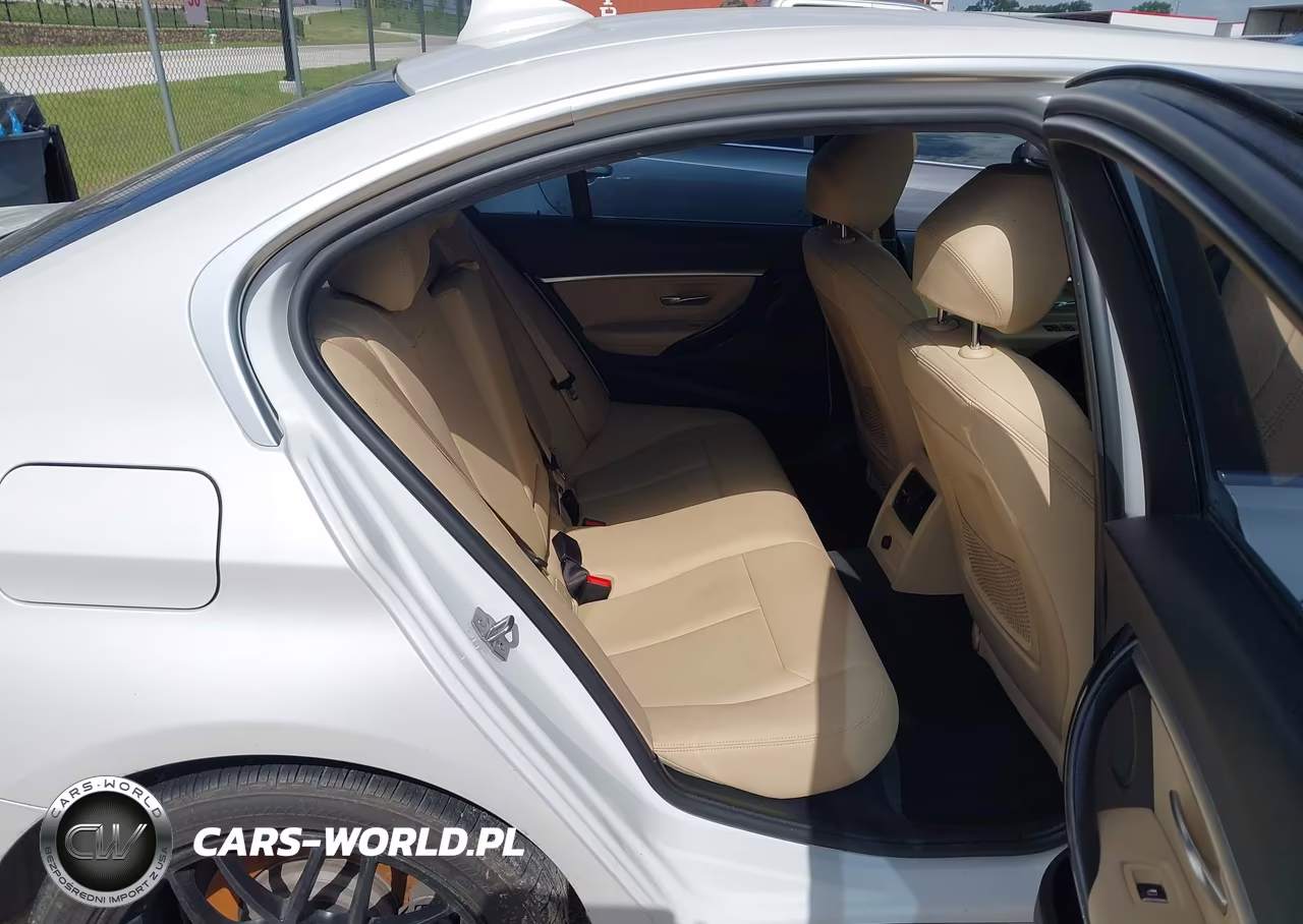 2018 BMW 330I VIN:WBA8B9C52JK677093 - 8
