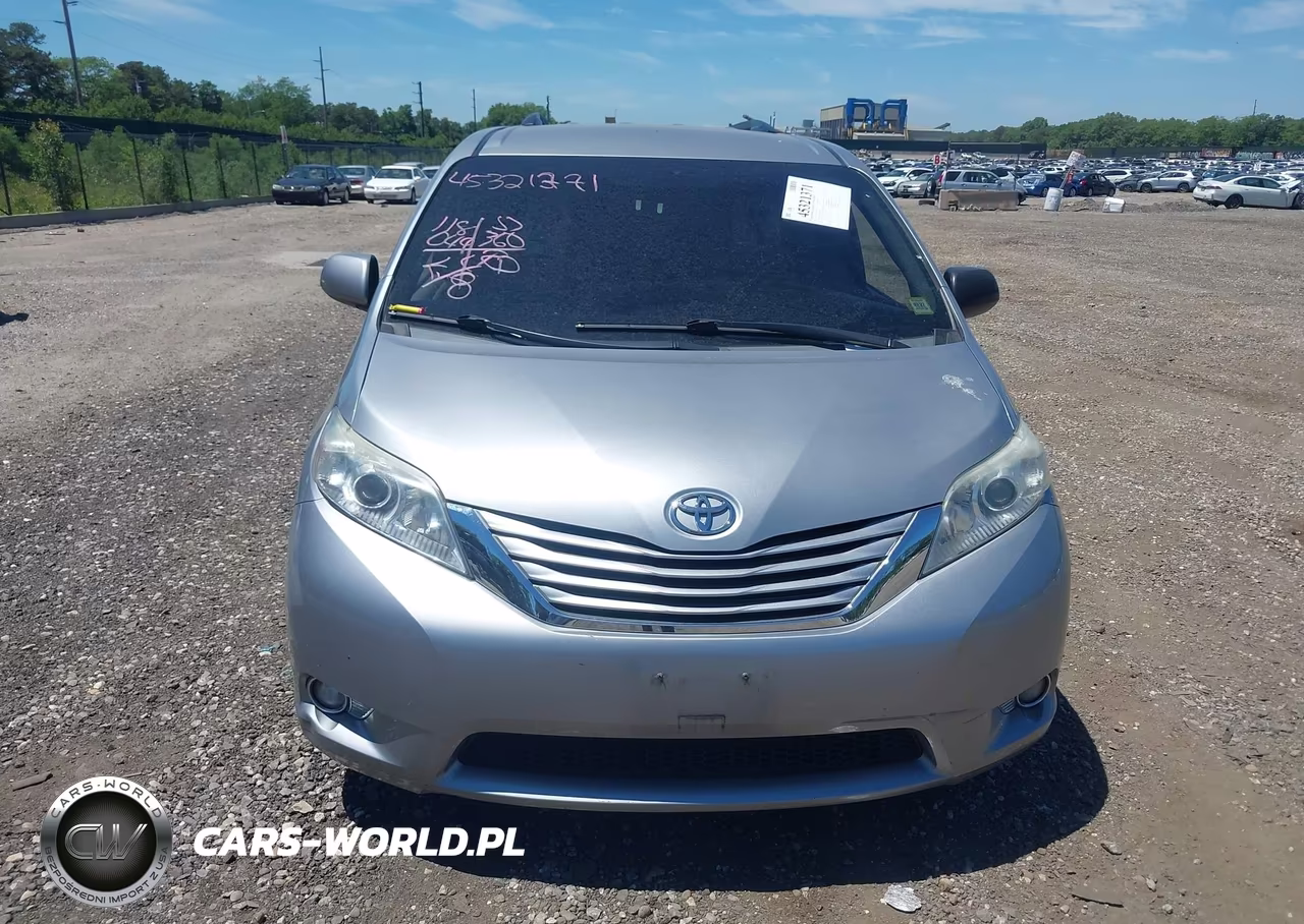 2016 Toyota Sienna Le 8 Passenger VIN:5TDKK3DC1GS719743 - 12