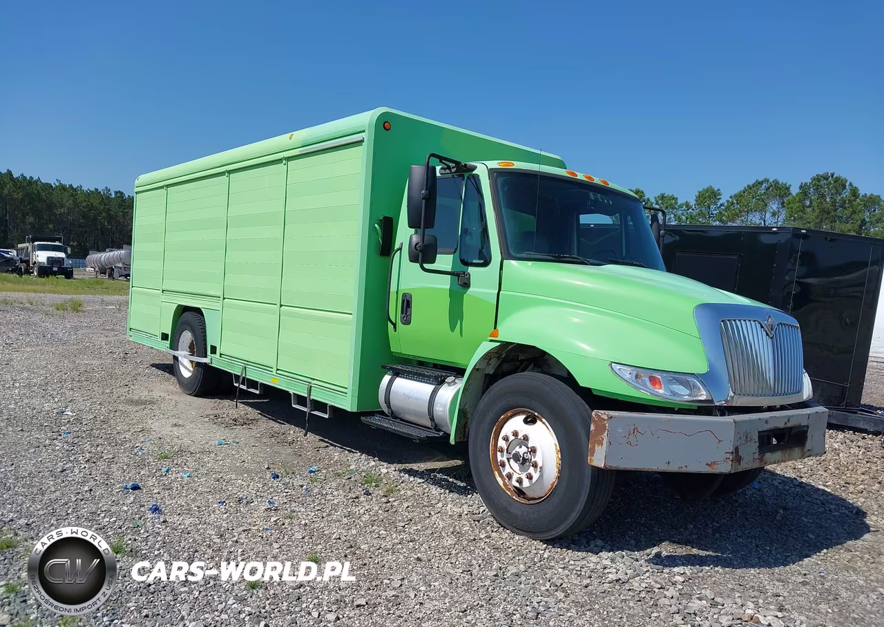 2004 International 4000 4300