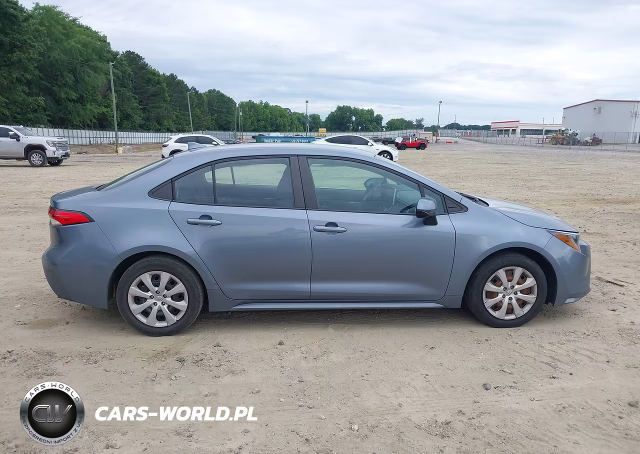 2020 Toyota Corolla Le VIN:5YFEPRAE9LP102178 - 13