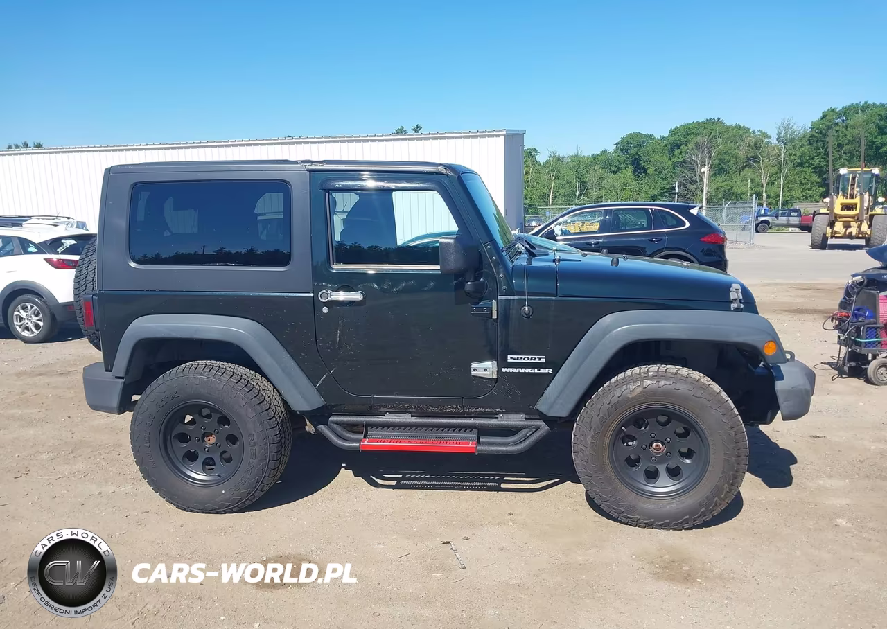 2012 Jeep Wrangler Sport VIN:1C4AJWAG9CL258200 - 13