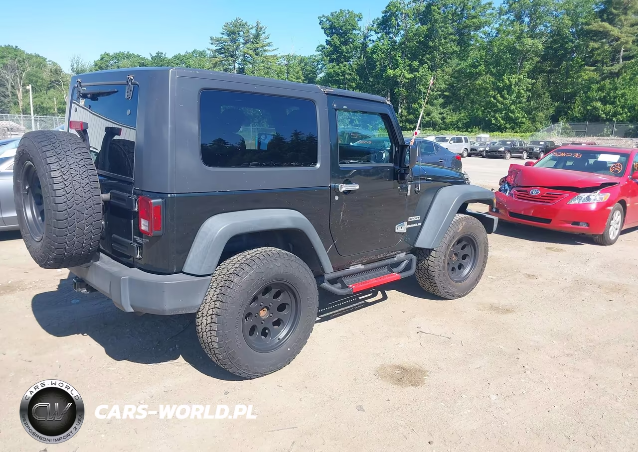 2012 Jeep Wrangler Sport VIN:1C4AJWAG9CL258200 - 4