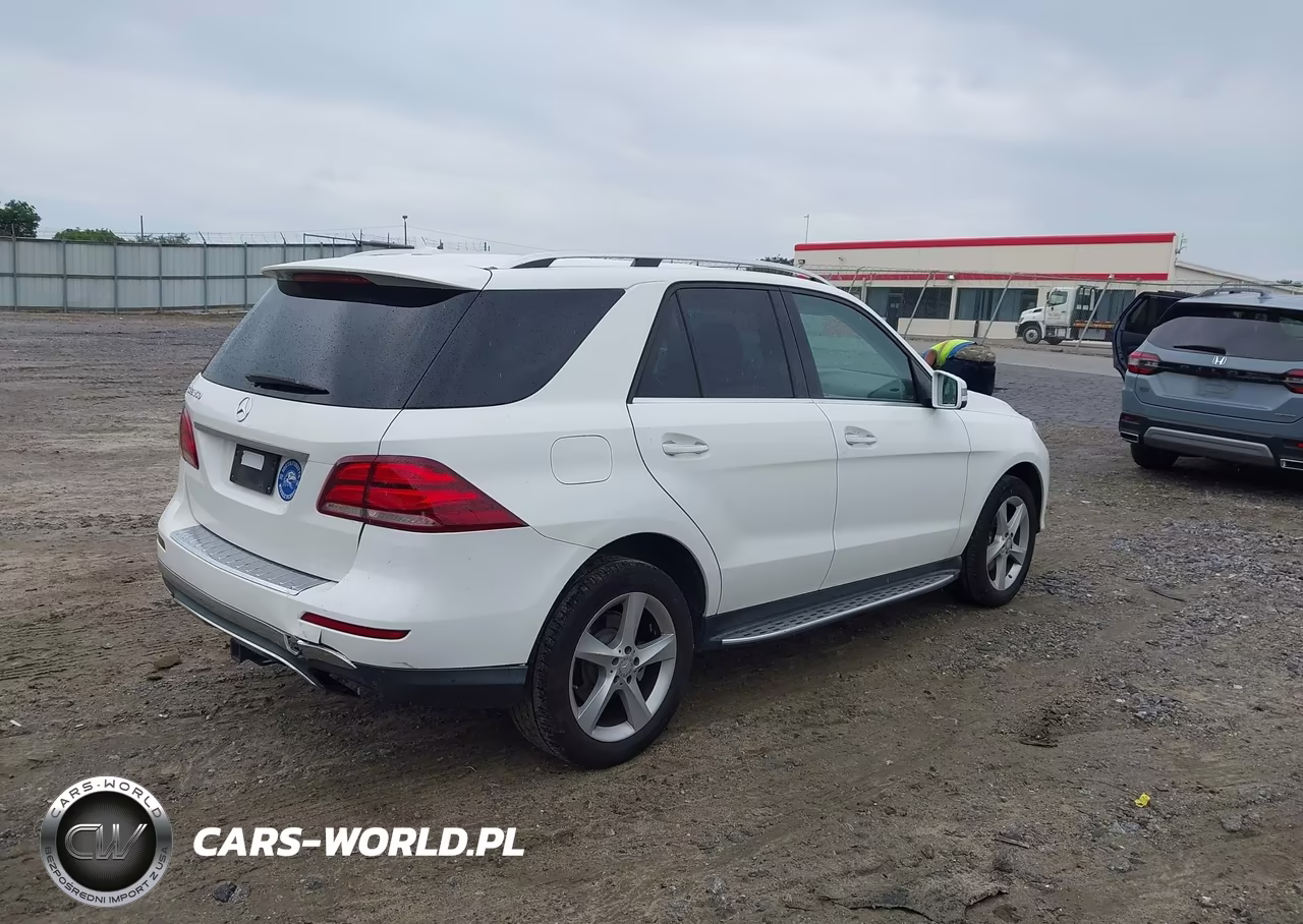 2016 Mercedes-Benz Gle 350 VIN:4JGDA5JB6GA801074 - 4