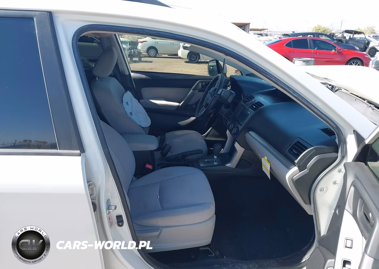 2014 Subaru Forester 2.5I Premium VIN:JF2SJAEC0EH552719 - 5