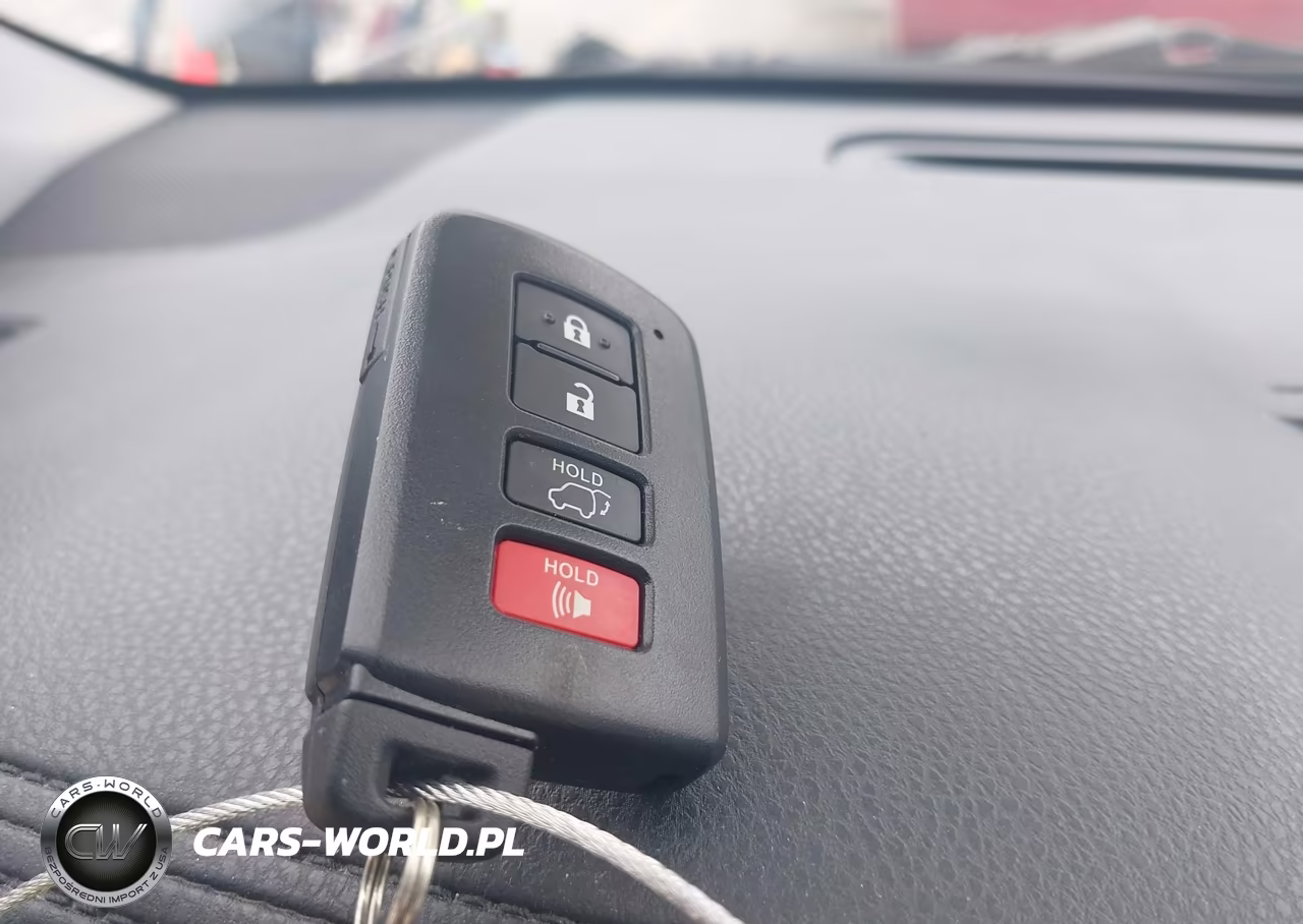 2019 Toyota Highlander Limited Platinum VIN:5TDDZRFH1KS722408 - 11
