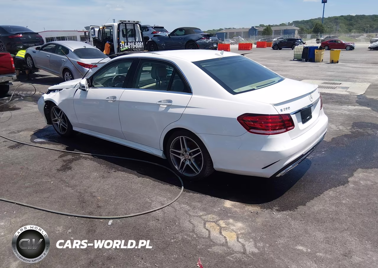 2016 Mercedes-Benz E 350 4Matic VIN:WDDHF8JBXGB277047 - 3