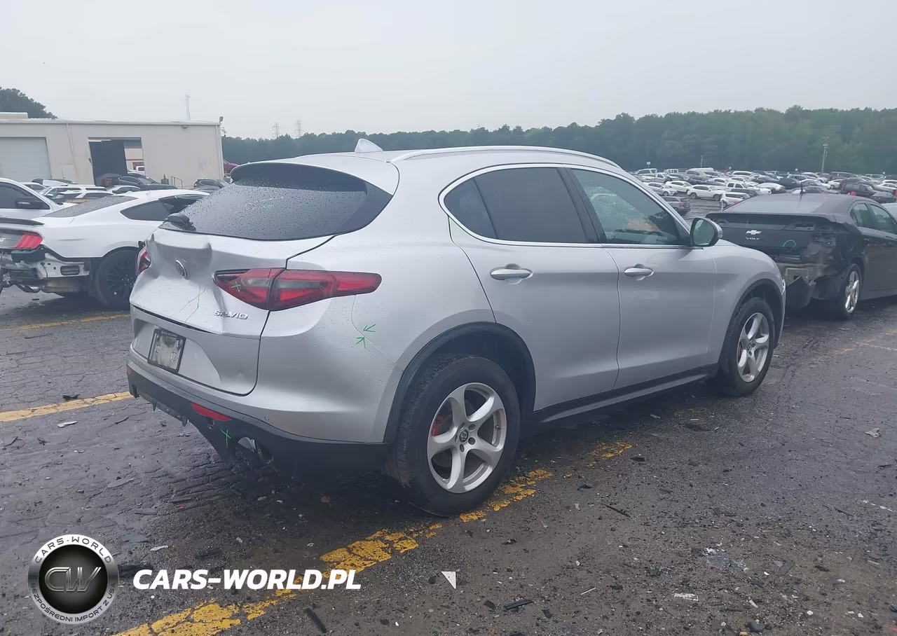2018 Alfa Romeo Stelvio Awd VIN:ZASFAKAN7J7B69008 - 4