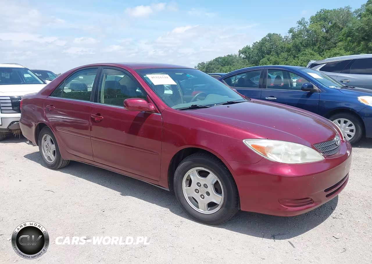 2003 Toyota Camry Le V6 – zdjęcie 1 z 13