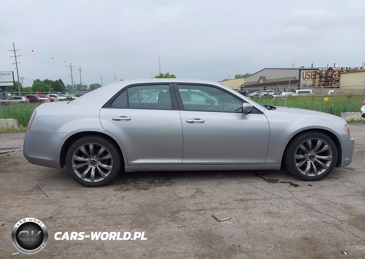 2014 Chrysler 300 300S VIN:2C3CCABG3EH236914 - 13