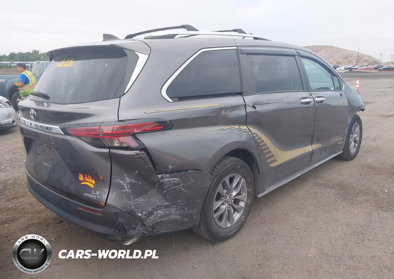 2021 Toyota Sienna Le VIN:5TDKSKFC0MS008182 - 4
