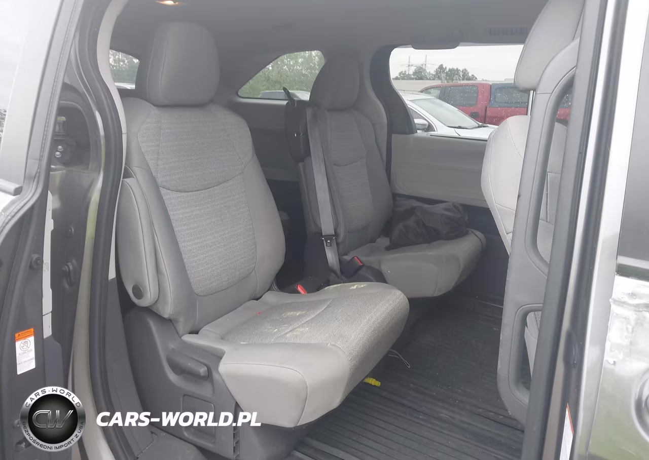2021 Toyota Sienna Le VIN:5TDKSKFC0MS008182 - 8
