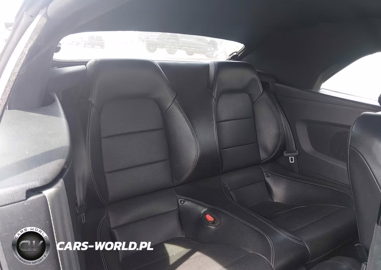 2022 Ford Mustang Ecoboost Premium VIN:1FATP8UHXN5102834 - 8