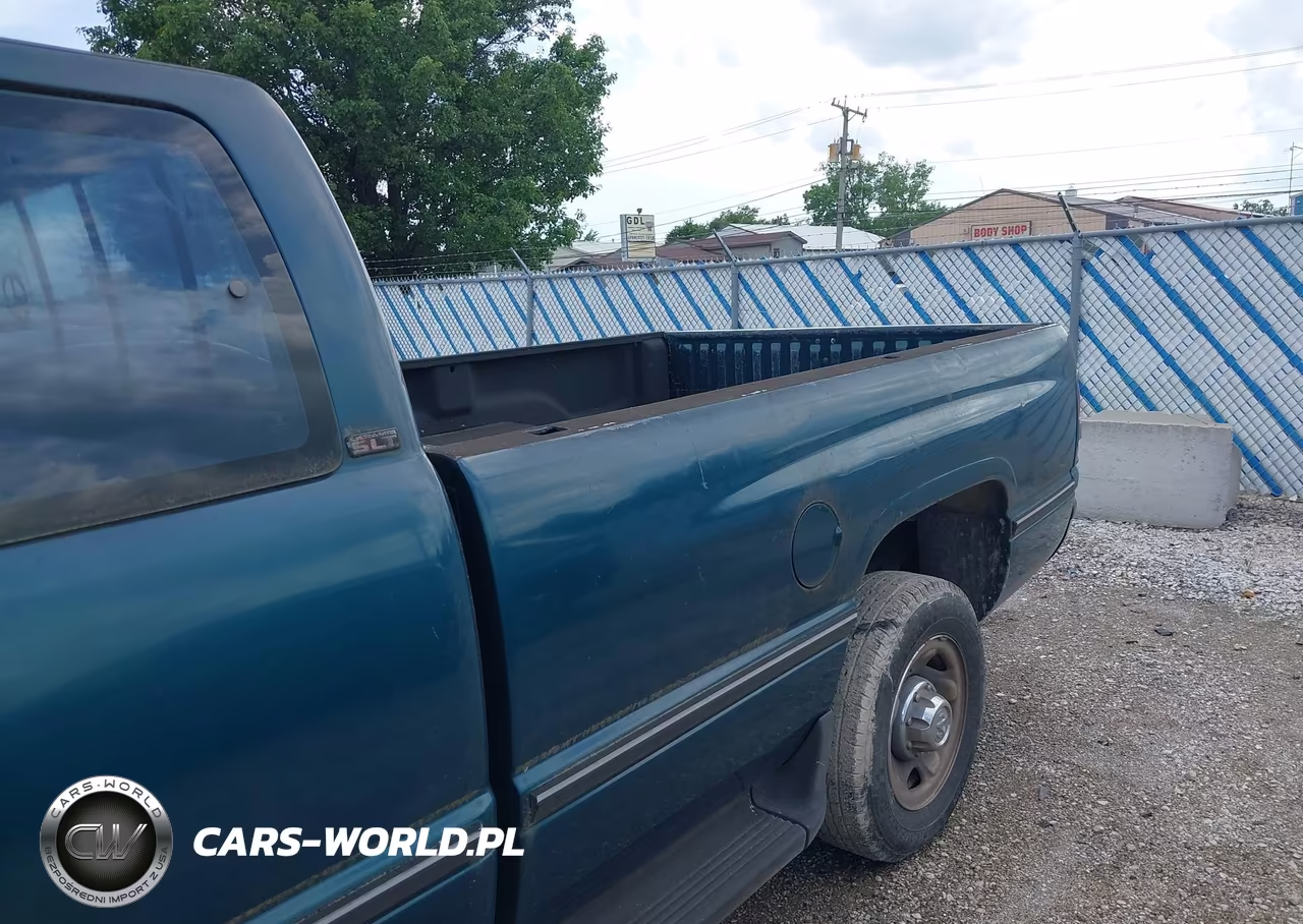 1996 Dodge Ram 2500 VIN:3B7KC23WXTM159105 - 12