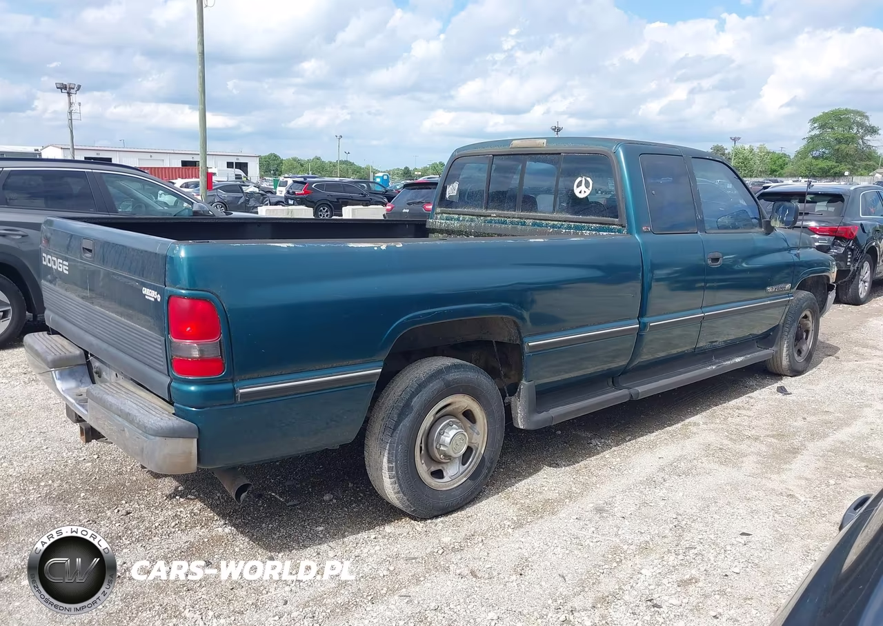 1996 Dodge Ram 2500 VIN:3B7KC23WXTM159105 - 4