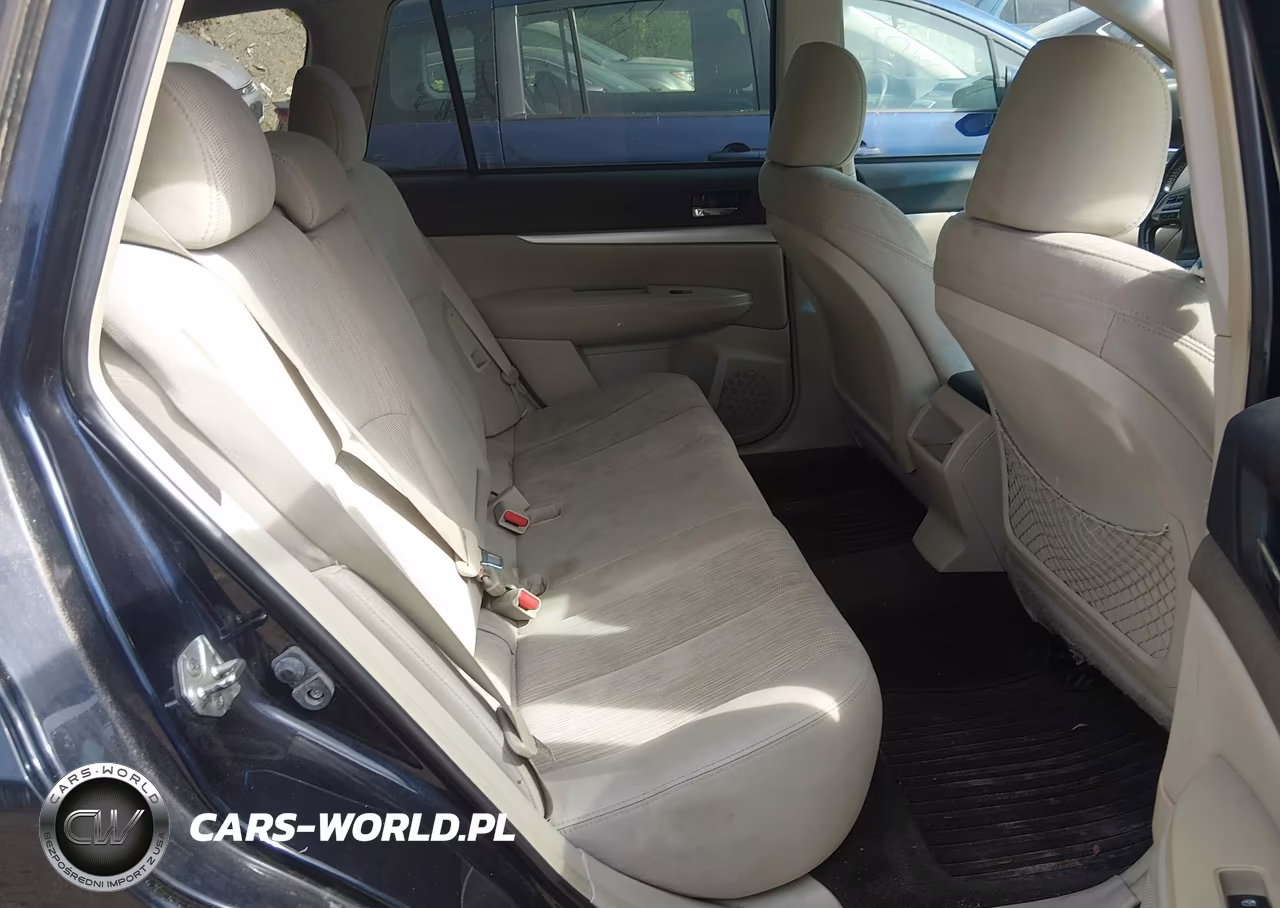 2013 Subaru Outback 2.5I Premium VIN:4S4BRBCC1D3224961 - 8
