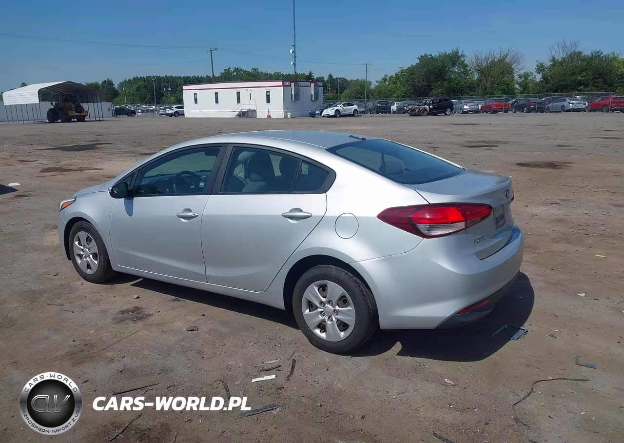 2017 Kia Forte Lx VIN:3KPFK4A79HE043066 - 3
