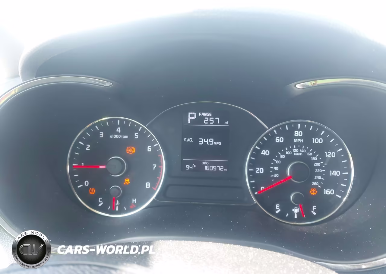 2017 Kia Forte Lx VIN:3KPFK4A79HE043066 - 7