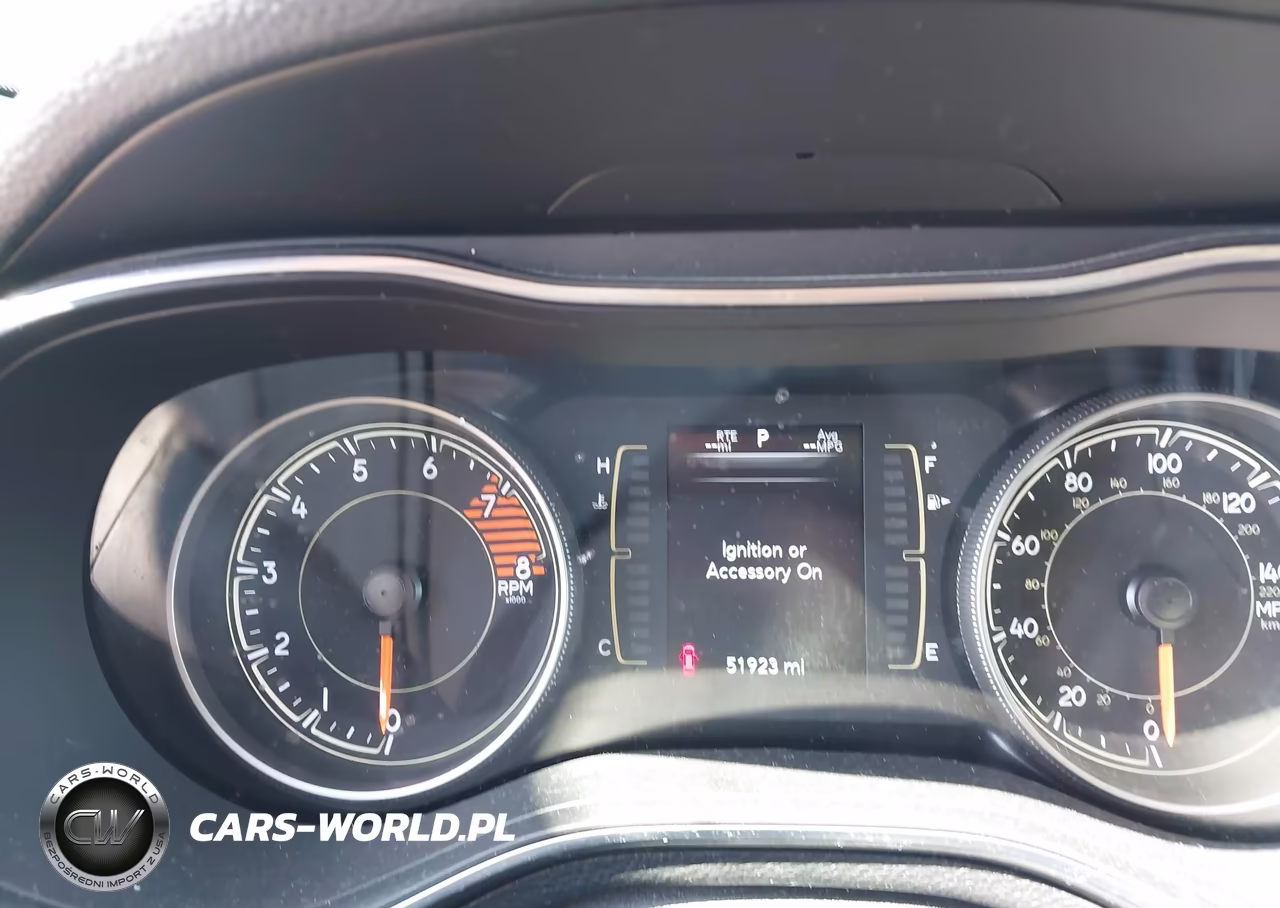 2021 Jeep Cherokee Latitude Lux 4X4 VIN:1C4PJMMX1MD103291 - 7