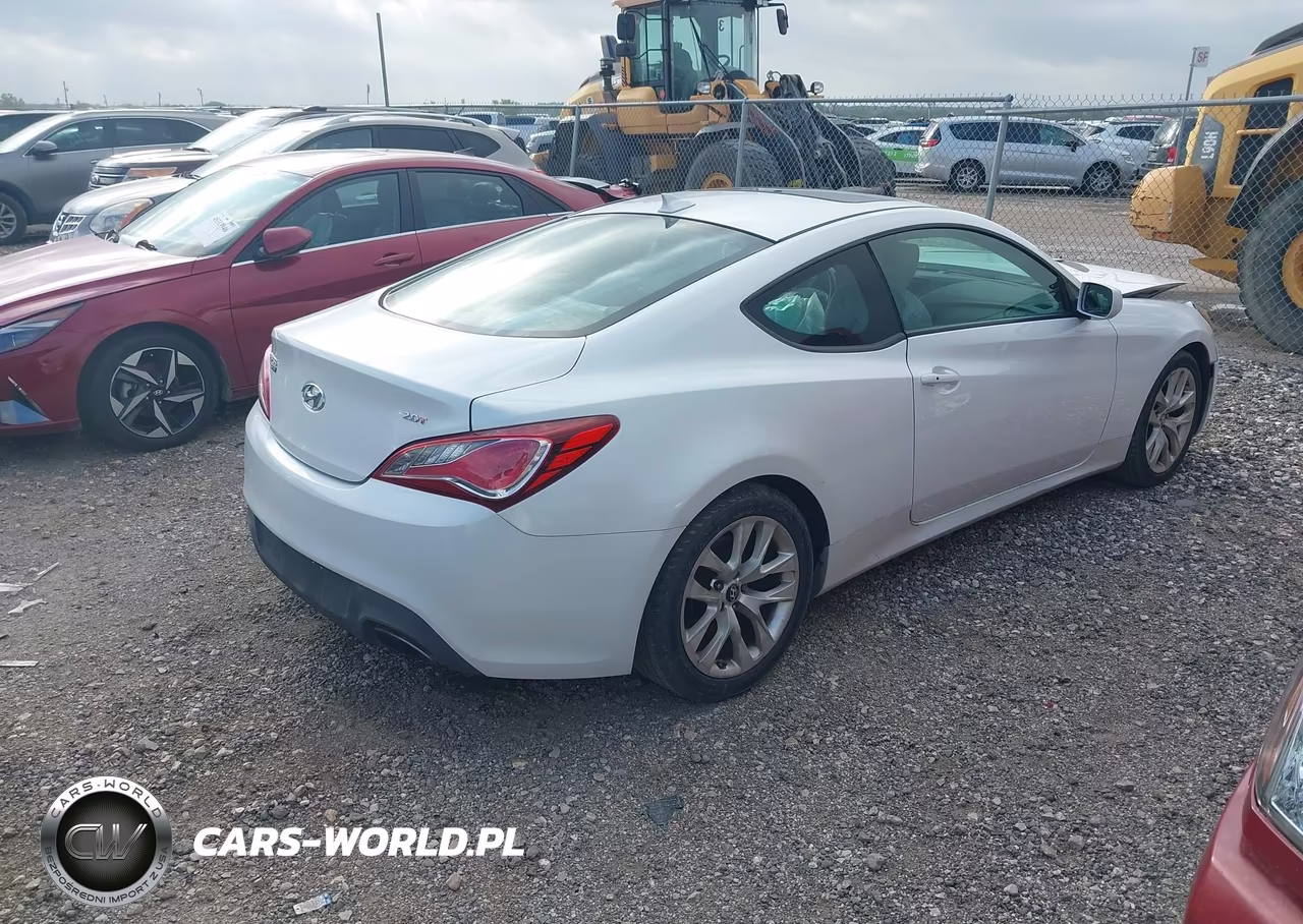 2013 Hyundai Genesis 2.0T Premium VIN:KMHHT6KD4DU095413 - 4