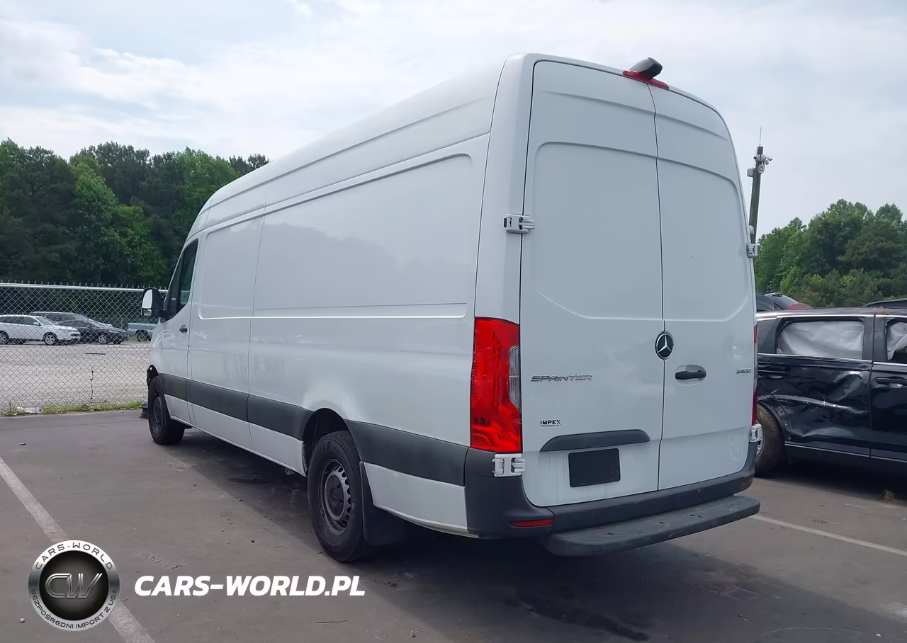 2021 Mercedes-Benz Sprinter 2500 High Roof I4 VIN:W1W40CHYXMT056145 - 3
