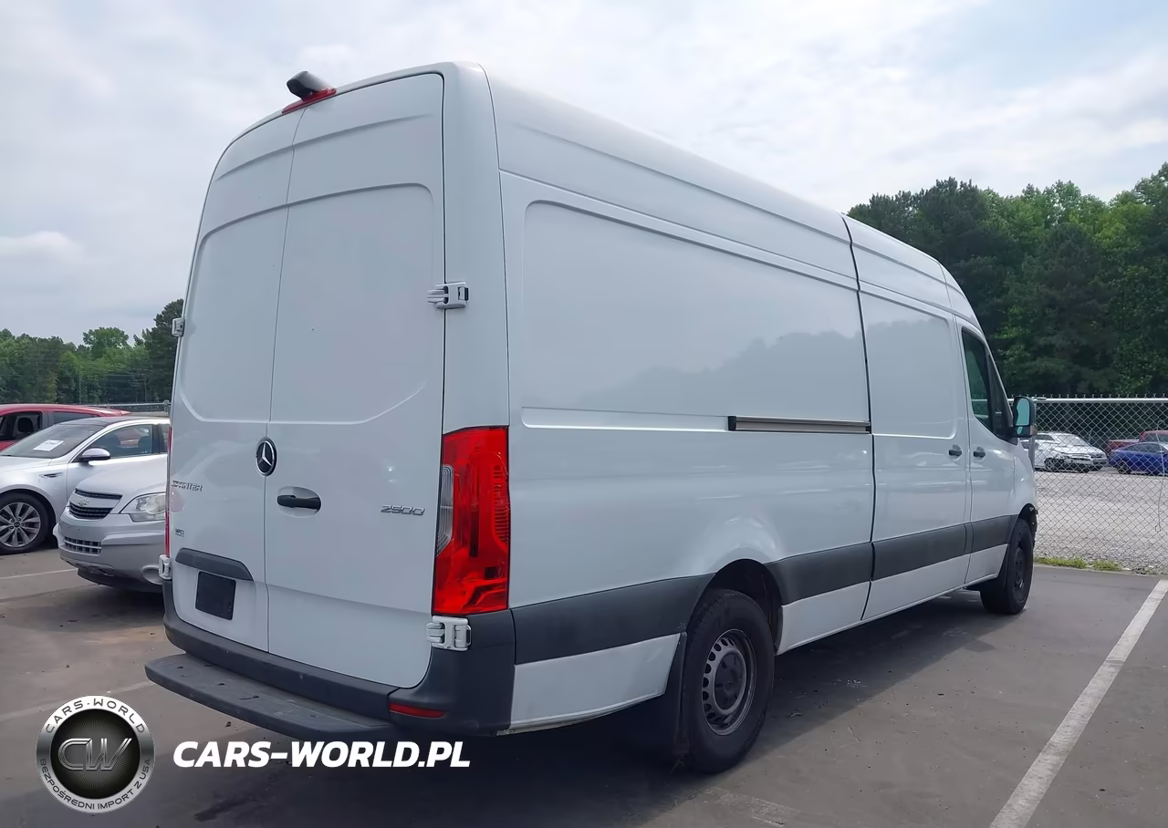 2021 Mercedes-Benz Sprinter 2500 High Roof I4 VIN:W1W40CHYXMT056145 - 4