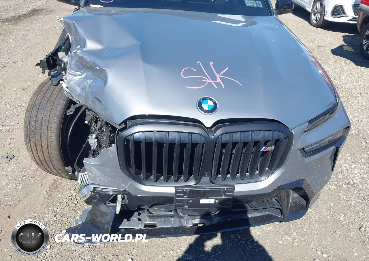 2026 BMW X7 M60I VIN:5UX33EM08T9103645 - 10