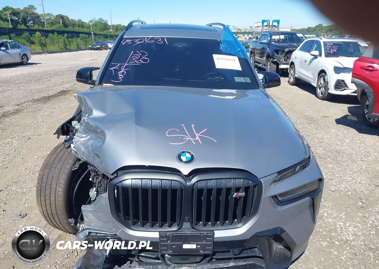 2026 BMW X7 M60I VIN:5UX33EM08T9103645 - 11