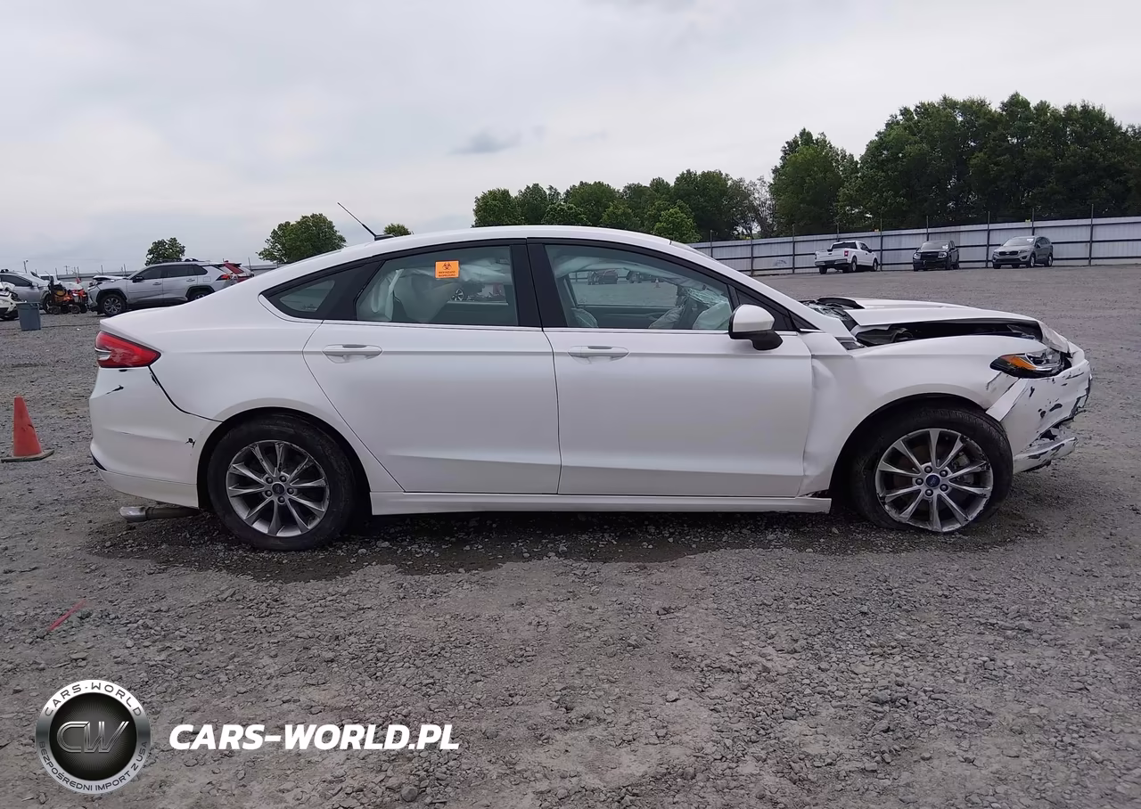 2017 Ford Fusion Se VIN:3FA6P0H78HR214758 - 12