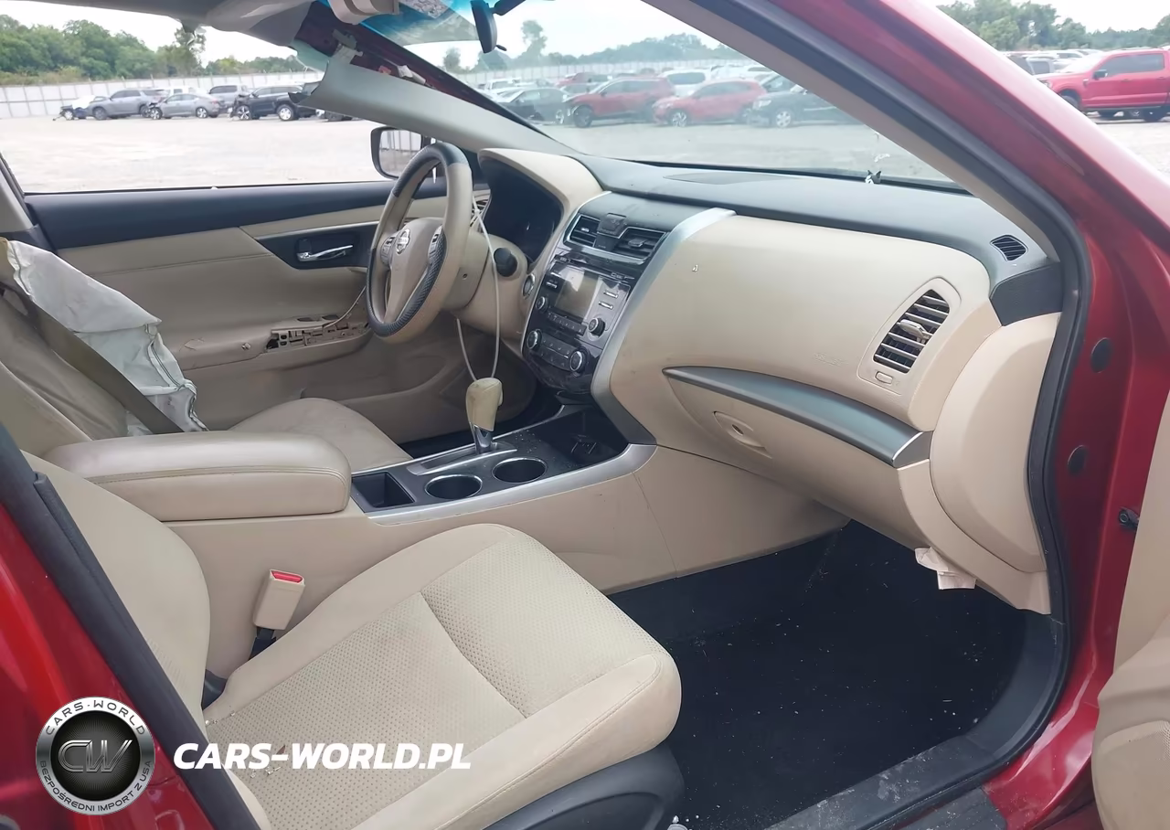 2015 Nissan Altima 2.5 S VIN:1N4AL3AP4FC447226 - 5