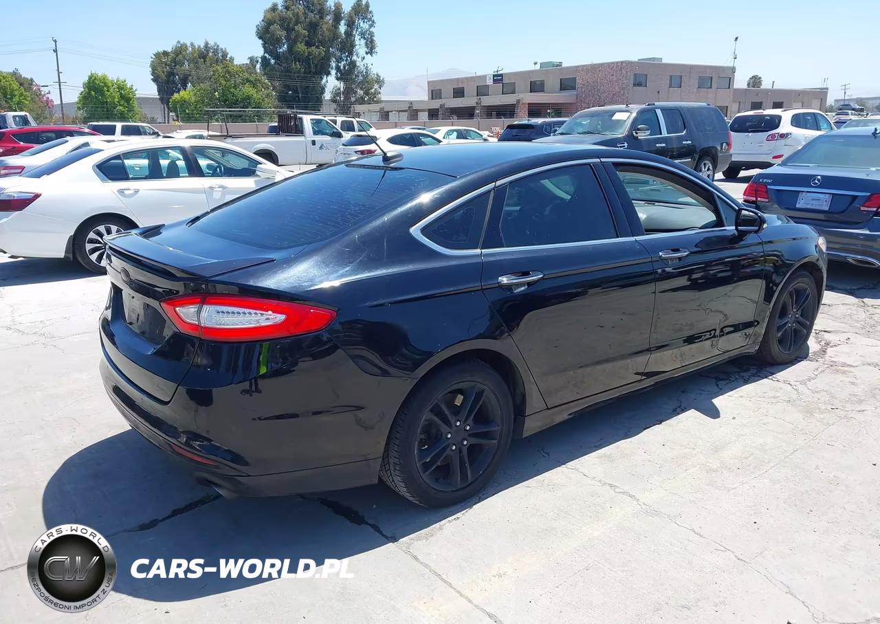 2016 Ford Fusion Energi Titanium VIN:3FA6P0SUXGR115369 - 4