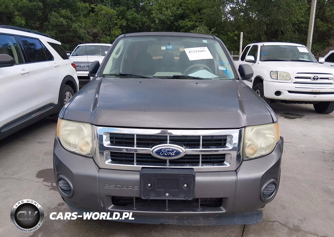 2011 Ford Escape Xls VIN:1FMCU0C76BKA32920 - 12