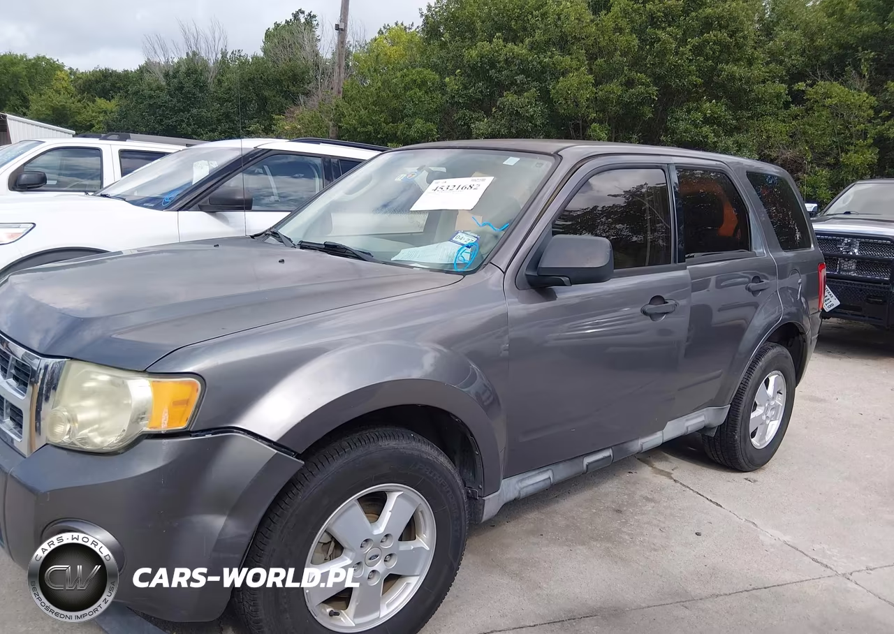 2011 Ford Escape Xls VIN:1FMCU0C76BKA32920 - 14