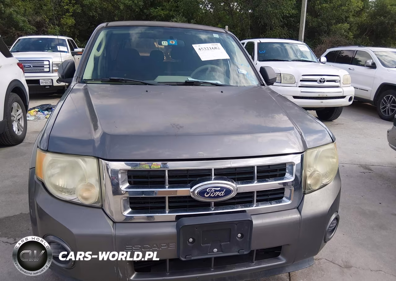 2011 Ford Escape Xls VIN:1FMCU0C76BKA32920 - 6