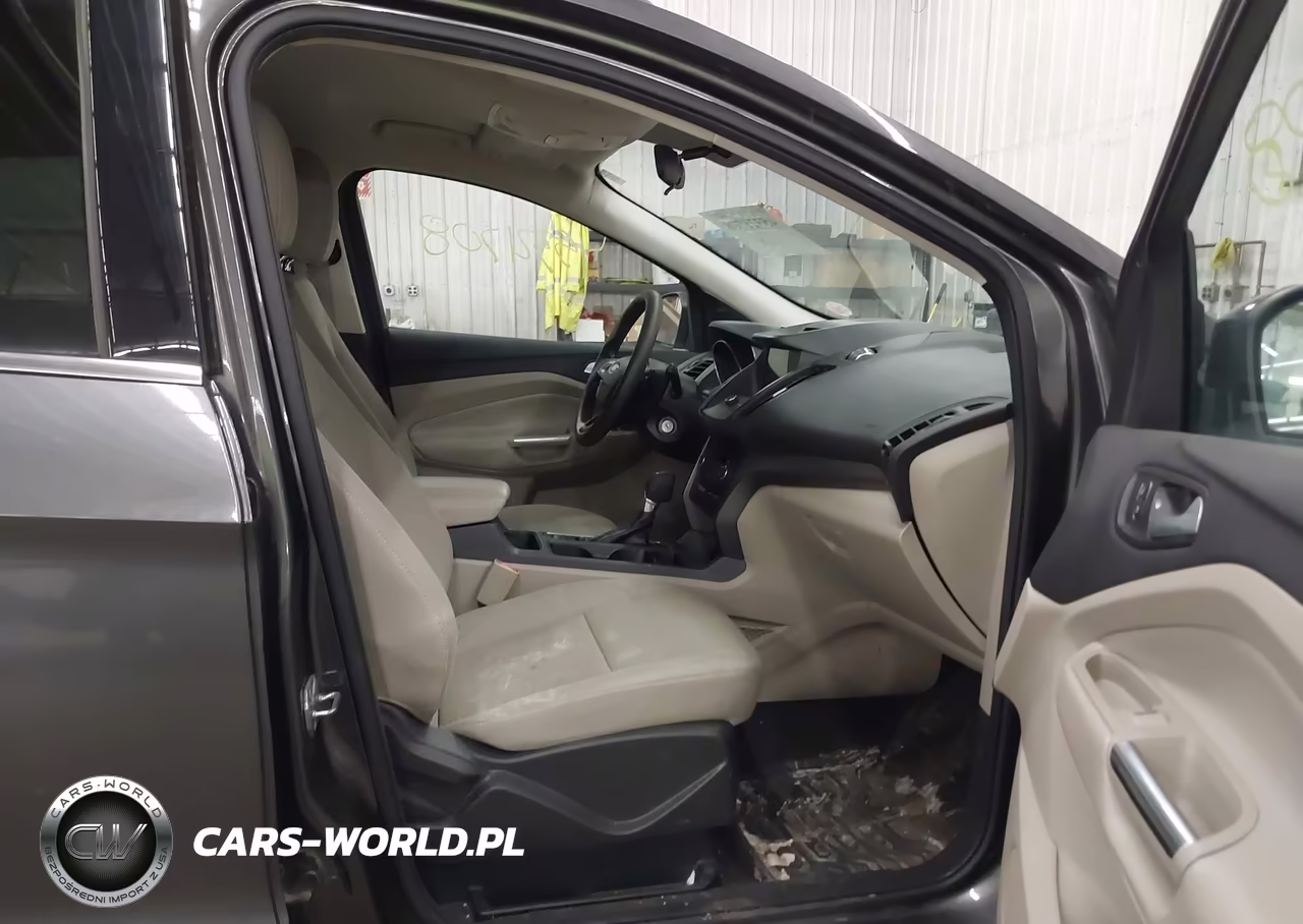 2017 Ford Escape Se VIN:1FMCU9GD3HUB90651 - 5