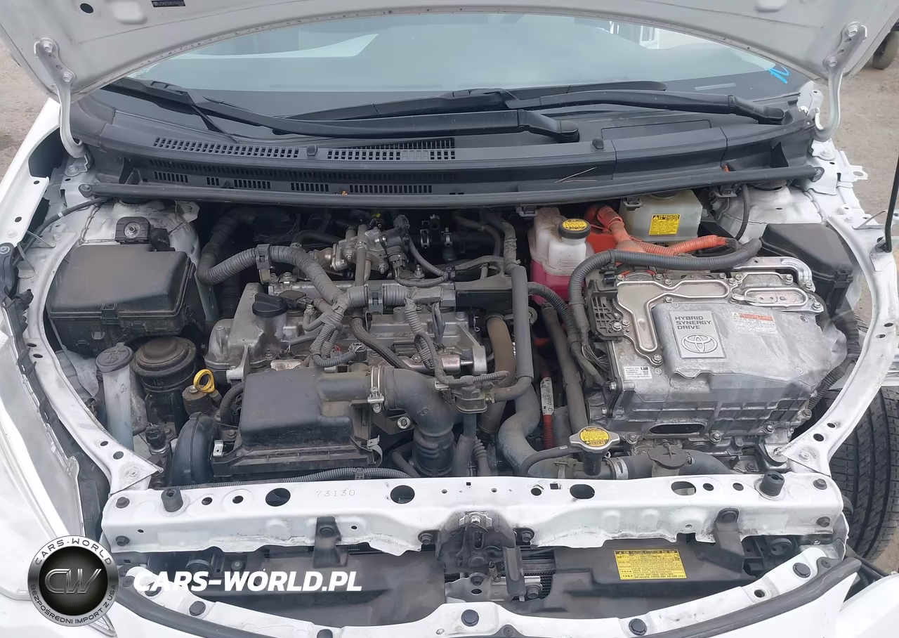 2012 Toyota Prius C Two VIN:JTDKDTB38C1504168 - 10