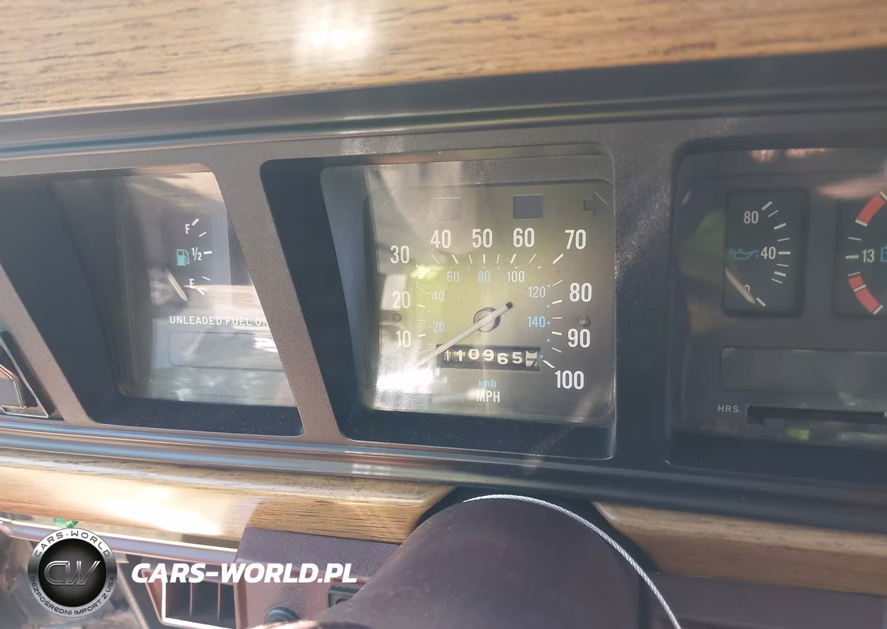 1989 Jeep Grand Wagoneer VIN:1J4GS5872KP103092 - 7