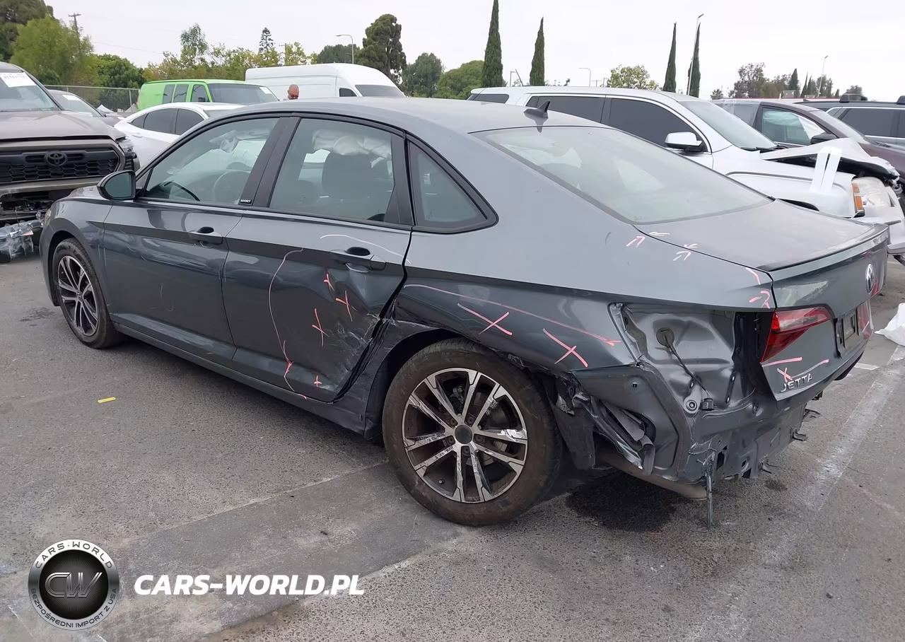 2023 Volkswagen Jetta 1.5T Sport VIN:3VWBM7BUXPM022758 - 3