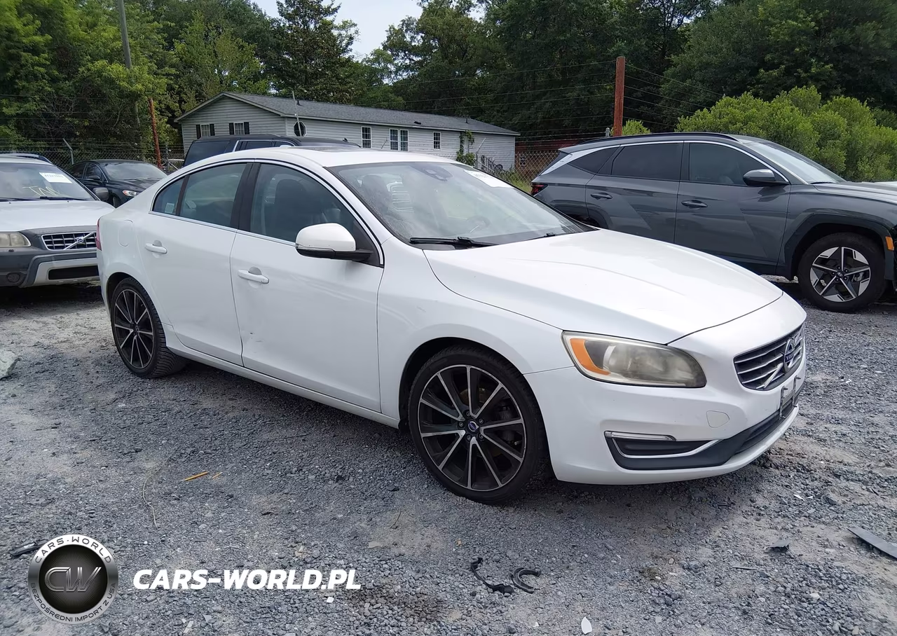 2016 Volvo S60 T5 Drive-E Premier