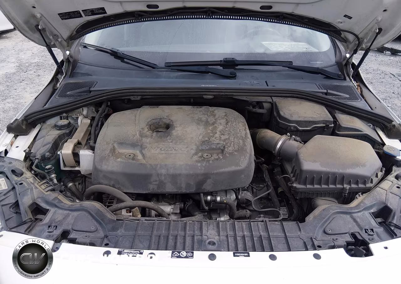 2016 Volvo S60 T5 Drive-E Premier VIN:YV126MFK6G2412875 - 10