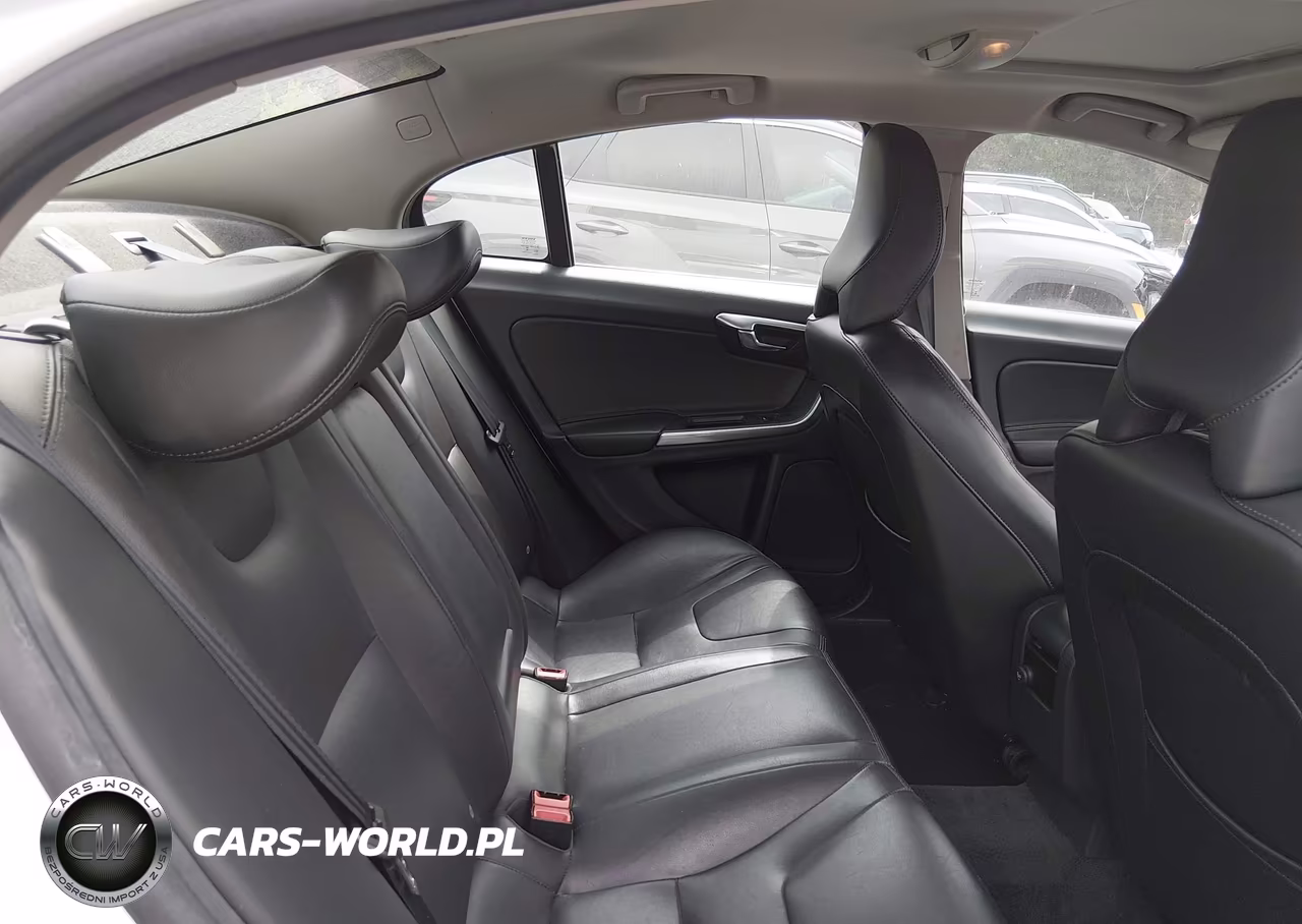 2016 Volvo S60 T5 Drive-E Premier VIN:YV126MFK6G2412875 - 8