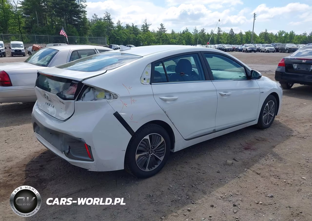 2020 Hyundai Ioniq Plug-In Hybrid Sel VIN:KMHC75LD5LU241128 - 4