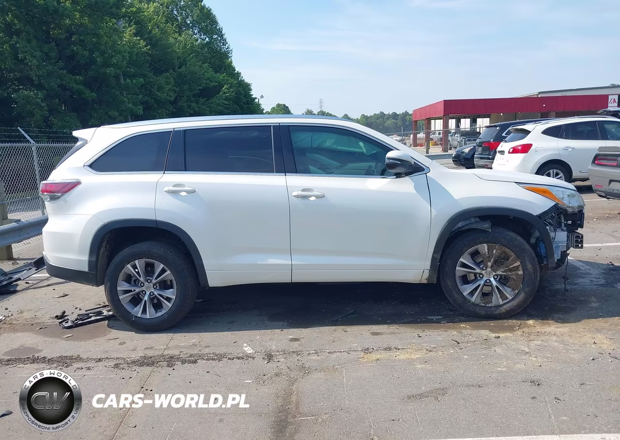 2014 Toyota Highlander Xle V6 VIN:5TDKKRFH5ES019667 - 14
