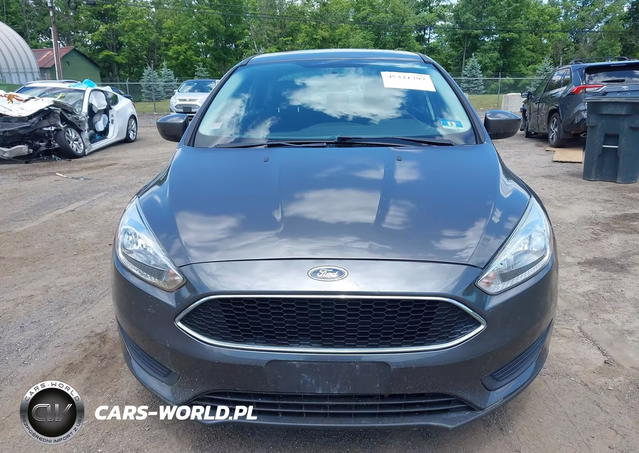 2018 Ford Focus Se VIN:1FADP3F2XJL228262 - 6
