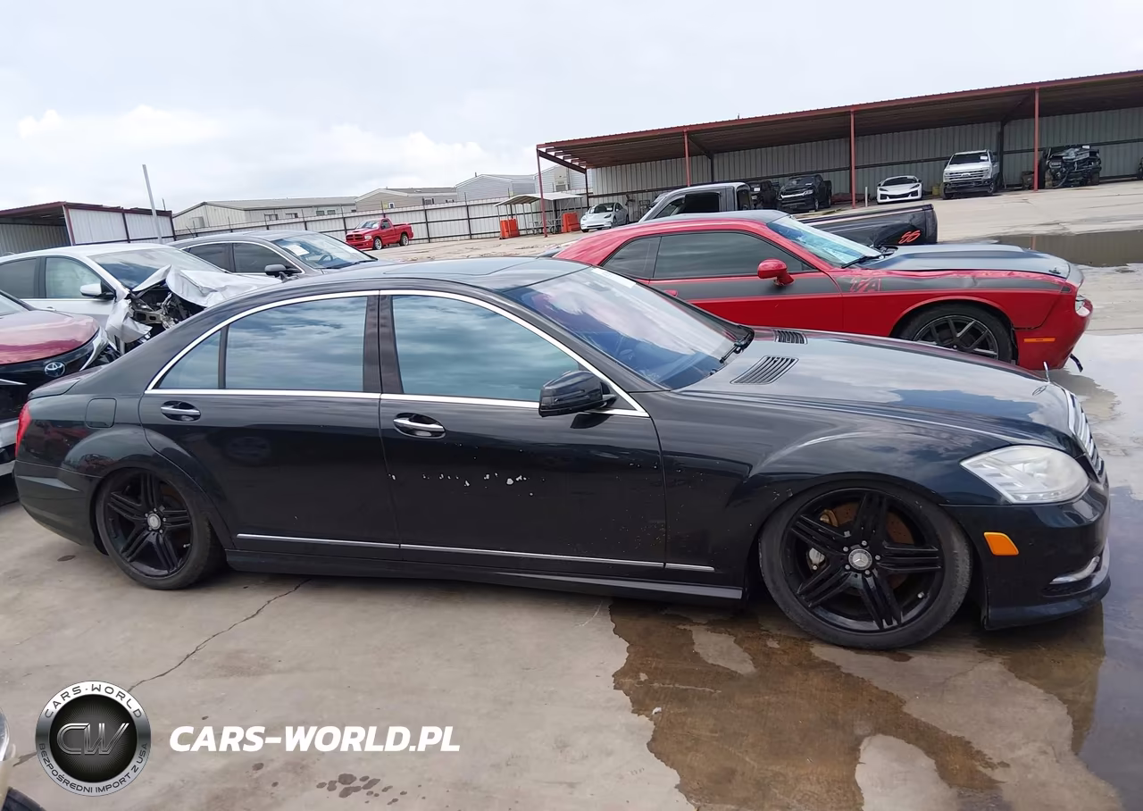 2013 Mercedes-Benz S 550 VIN:WDDNG7DB5DA516270 - 13