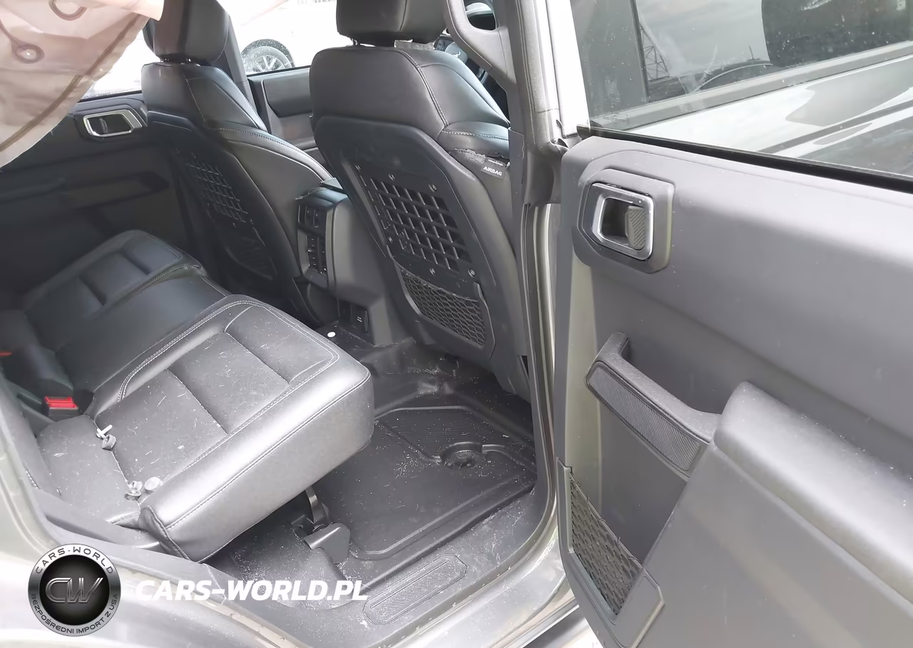 2025 Ford Bronco Big Bend VIN:1FMEE7BH3SLB57019 - 8