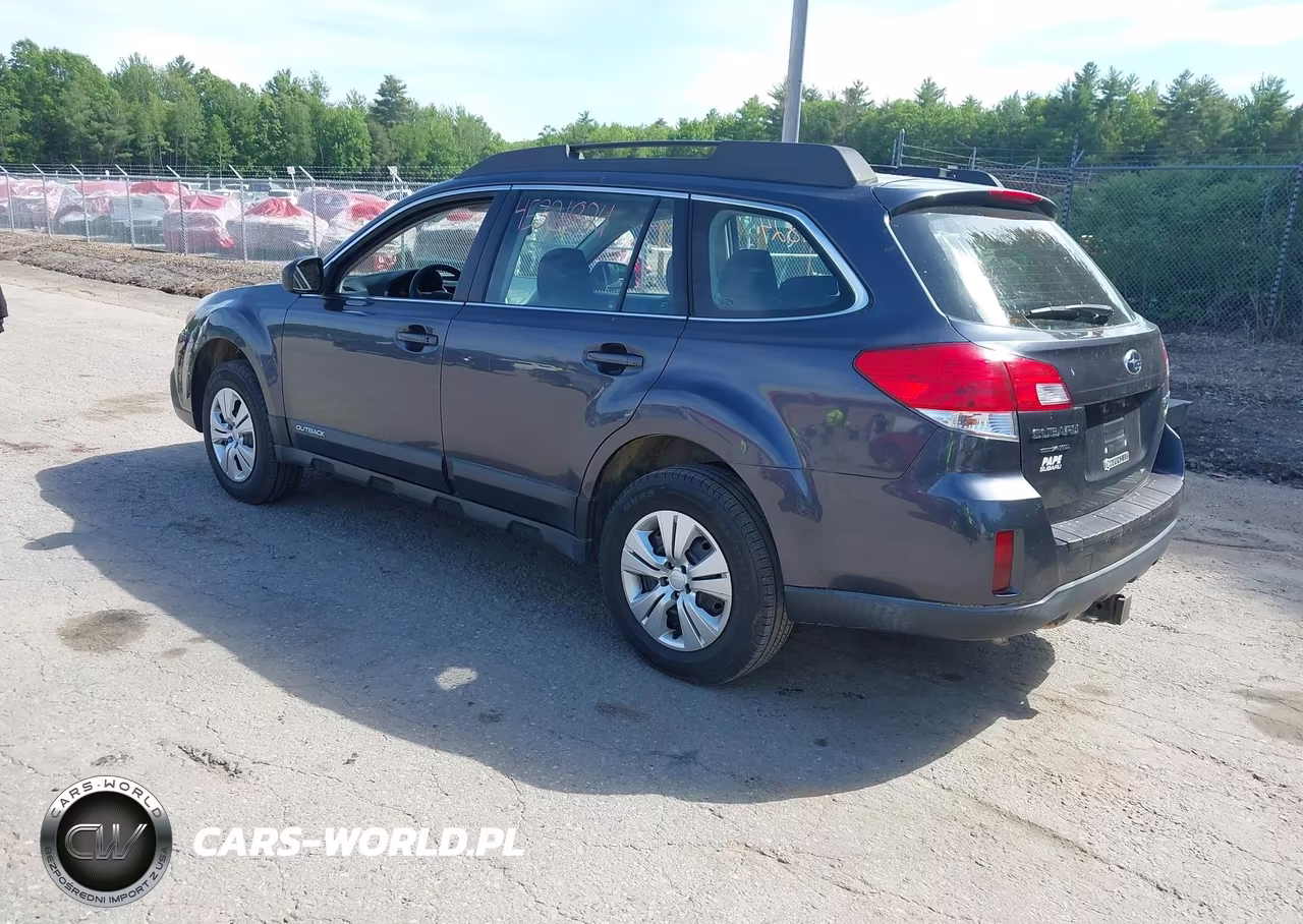 2013 Subaru Outback 2.5I VIN:4S4BRBAC2D3244946 - 3