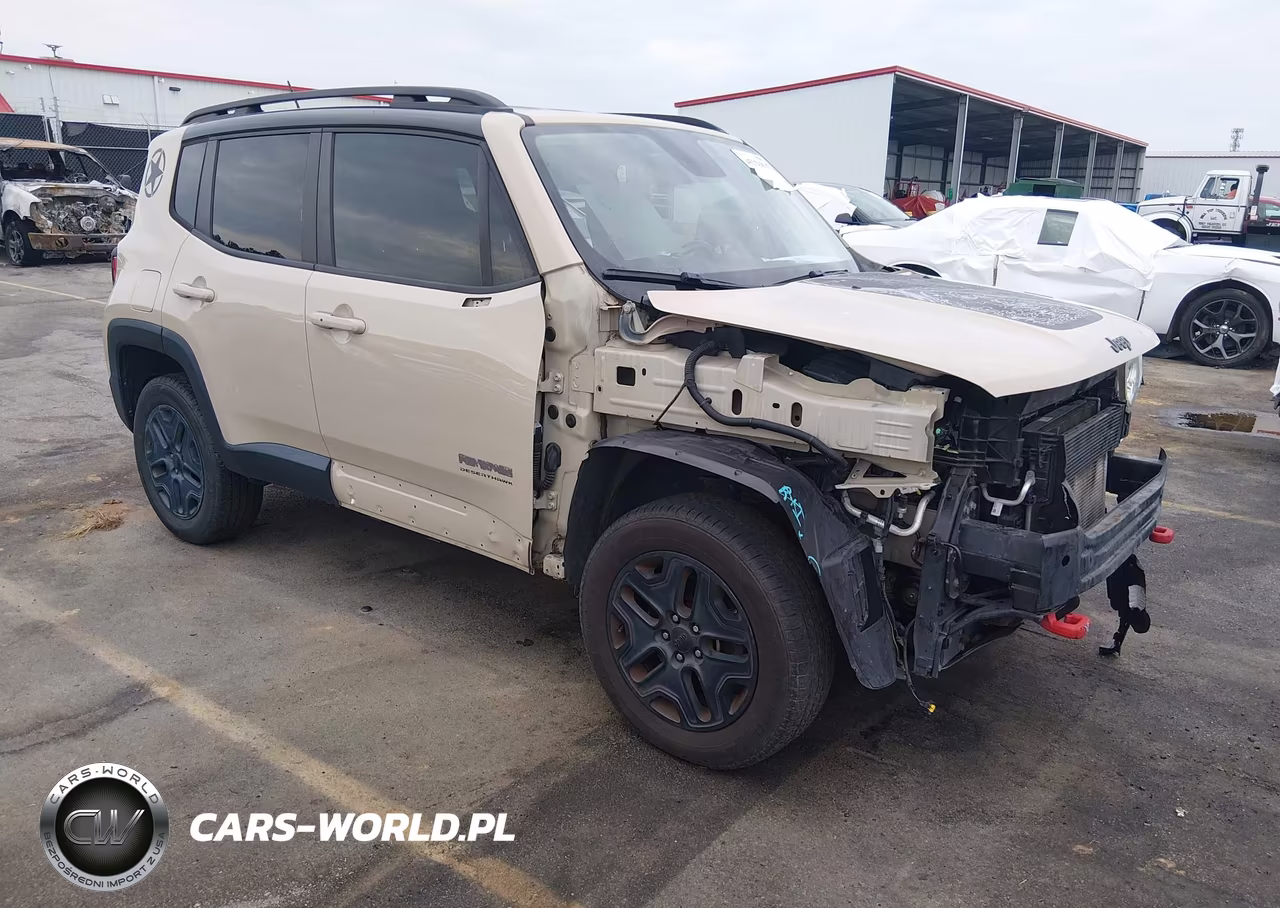 2017 Jeep Renegade Deserthawk 4X4 – zdjęcie 1 z 17